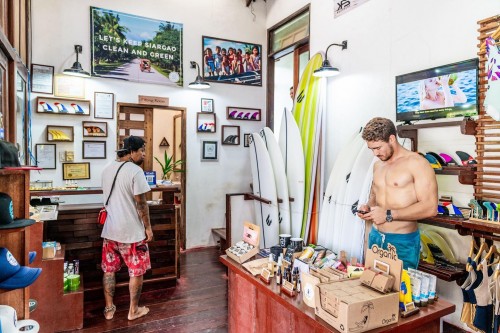 greenhouse-cafe-siargao-shops